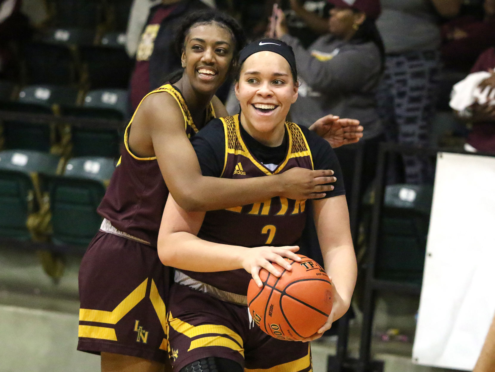 Lutheran North vs. Whitfield girls basketball